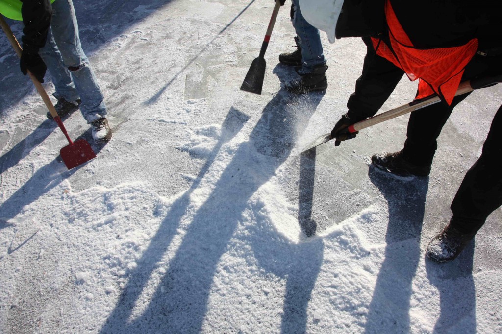 commercial ice removal contractor minneapolis kuhls contracting ice dam company 1